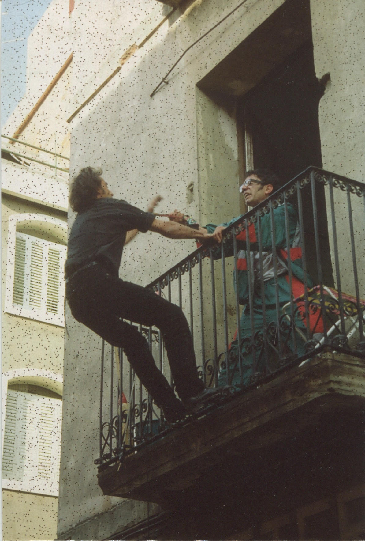 –Aquí mano jo!
