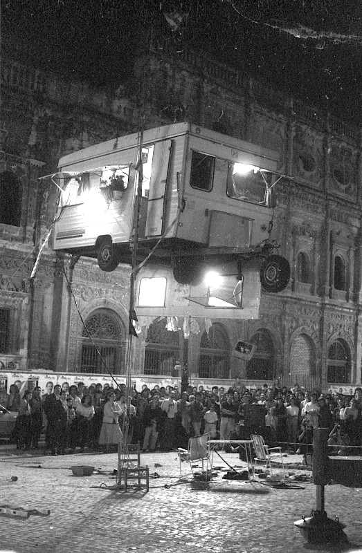 Circ Perillós, La rulot - Sevilla 18 maig 91 (Foto Jean Pierre Estournet)