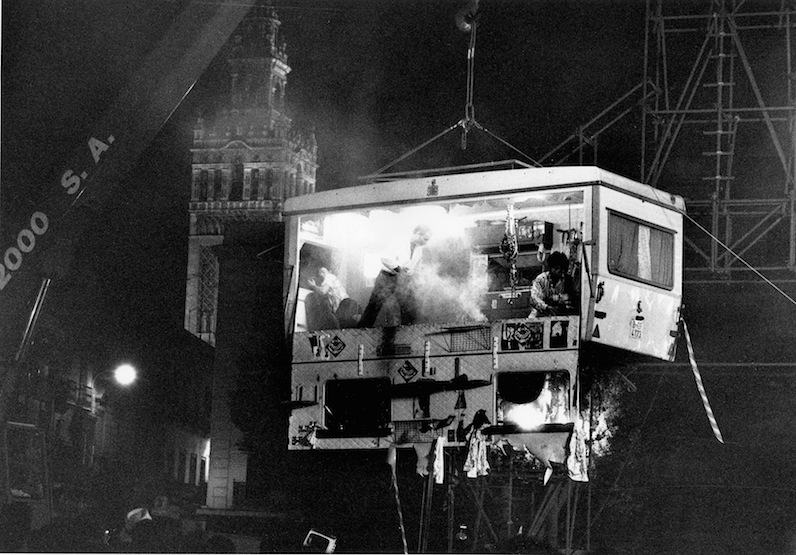 Circ Perillós, La rulot - Adelaida Frías, Jordi Borrell i Pep Castells - Sevilla 18 maig 91 (Foto J.P. Estournet)